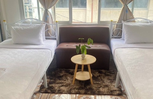 Khlong Toei Nuea House | Guesthouse Station