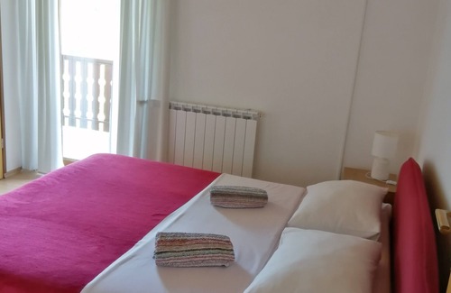 Smoljanac House | Guesthouse Žafran- Double Room With Terrace