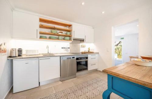 Praia das Macas House | GuestReady - A special place near the beaches