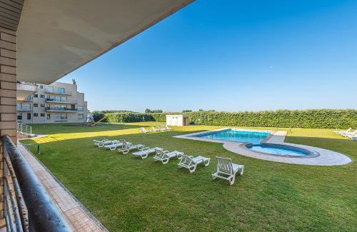 Madalena Apartment | GuestReady - Madalena Beach Pool & Tennis