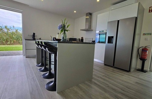 Ponta Delgada House | GuestReady - Seaview Villa with Private Pool