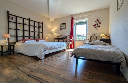Lempdes-sur-Allagnon Bed & Breakfast | Guestroom Lempdes-sur-Allagnon, studio flat, 3 persons