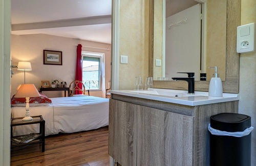Lempdes-sur-Allagnon Bed & Breakfast | Guestroom Lempdes-sur-Allagnon, studio flat, 3 persons