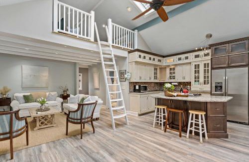 Guilford House | Guilford Carriage House at Granite Lodge!