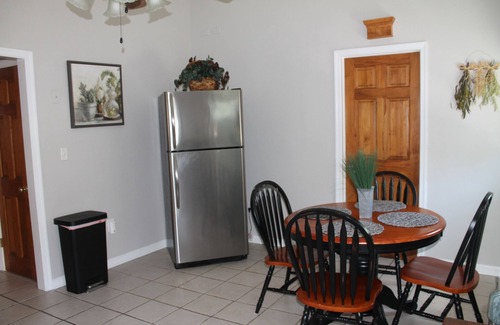 Guilford House | Guilford home -self check in, off-street parking