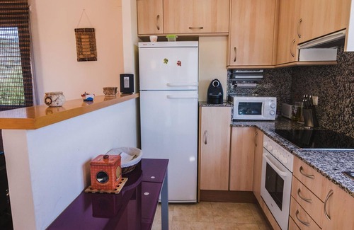 Llanca Apartment | GUILLEM DE BERGUEDÀ - Àtico en la zona de grifeu con gran terraza y vistas al mar.