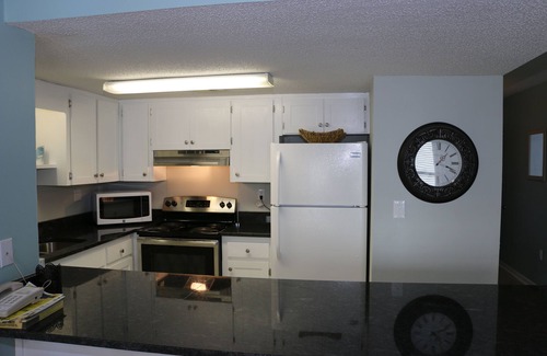 Gulf Shores Condo | Gulf Front 4th Floor Condo, complete with a great view!