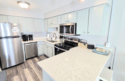 Orange Beach Condo | Gulf Front Emerald Skye 21