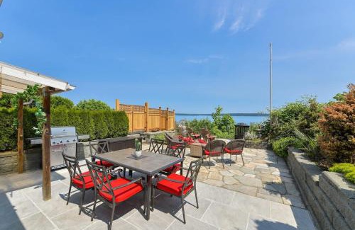 Chemainus Apartment | Gulf Island View Suite
