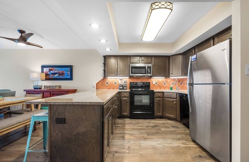 Port Aransas Condo | Gulf Shores 308 Third Floor Beachfront View 2 Bedroom 2 Bathroom Condo