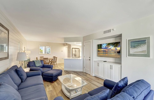 Palm Island Villa | Gulf view and Newly Renovated with Access to all Resort Amenities B3713A+*