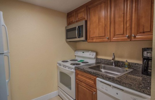 Delray Beach Hotel | Gulfstream Manor - 1 Bedroom