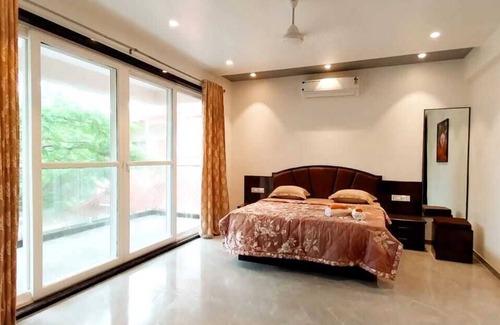 Wai Hotel | Gulmohar Resort And Spa