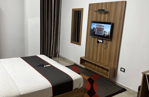 Thousand Lights Hotel | GULNAAR INN