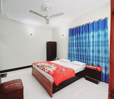 Gulshan-E-Jamal House | Gulshan Family Guest house