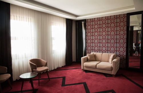 Yoncalı Koyu Hotel | Gulumser Hatun Termal Otel & Spa