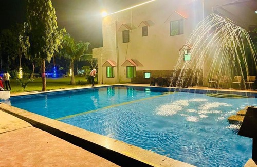 Gurugram House | Gurugram farm house delhi road villa 5bhk