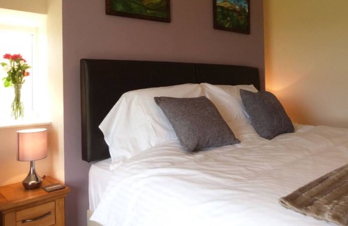 Glandyfi House | Gwarcwm Uchaf in the beautiful Talybont