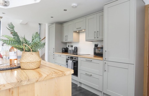 Brynrefail Cottage | Gwel Y Fenai
