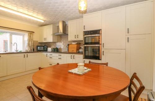 Cylch-Y-Garn House | Gwynlys