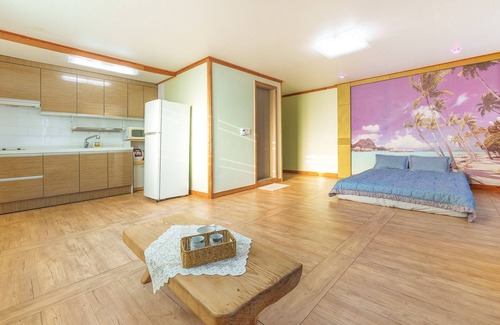 Gyeongju House | Gyeongju Beach Castle Pension