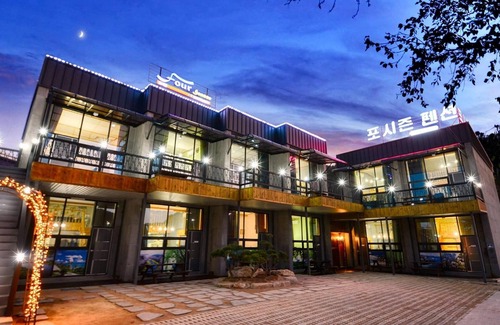 Gyeongju House | Gyeongju Gampo Four Seasons Pension