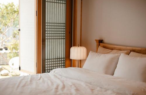Gyeongju House | Gyeongju Hanok Sohwa