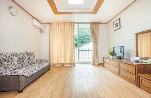 Gyeongju House | Gyeongju Ilsung Condo