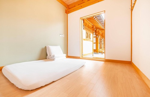 Gyeongju House | Gyeongju Ipsaedalseumeunal