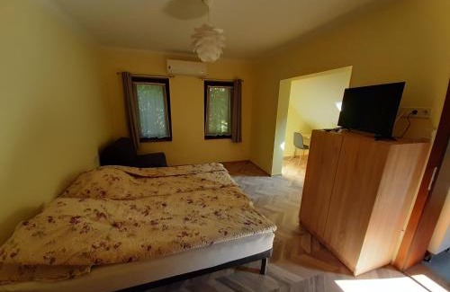 Gyoparosfuerdo Apartment | Gyopár Gyöngye Apartmanház
