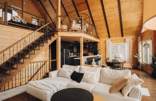 Saint-Joseph-de-la-Rive Ski Chalet | Hôtel à la maison - Chalet du bois, Spa et Vue