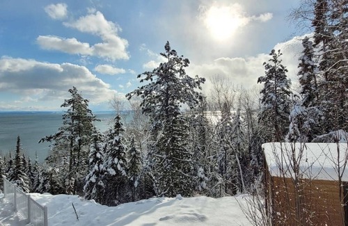 Saint Irenee House | Hôtel à la maison - Le Phare d'Irène spa et fleuve