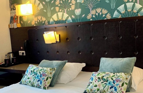 Cherbourg-en-Cotentin Hotel | Hôtel Ambassadeur