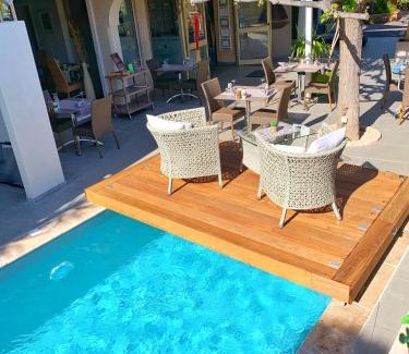 Le Lavandou Hotel | Hôtel Beau Soleil