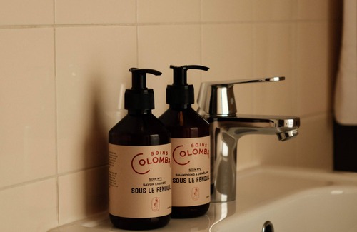 18th Arrondissement Hotel | Hôtel Dalila