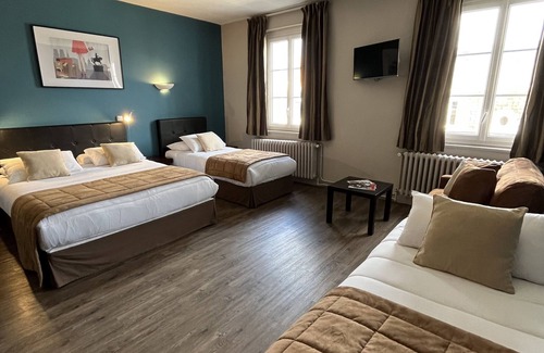 Chateaudun-Bannier Hotel | Hôtel Des Cèdres