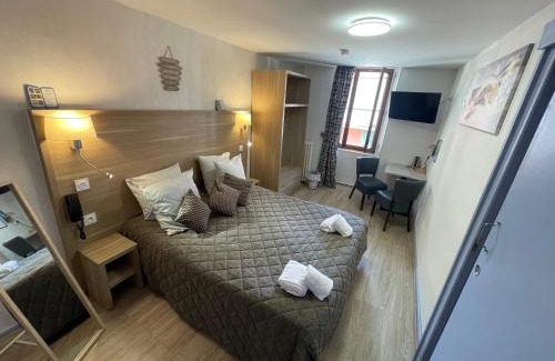 Barcelonnette Hotel | Hôtel Du Cheval Blanc Barcelonnette