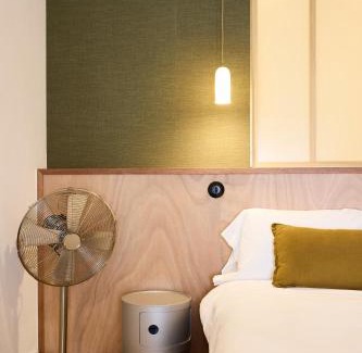 La Rochelle City Centre Hotel | Hôtel Henri IV