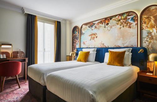 Notre-Dame Hotel | Hôtel Le Versailles