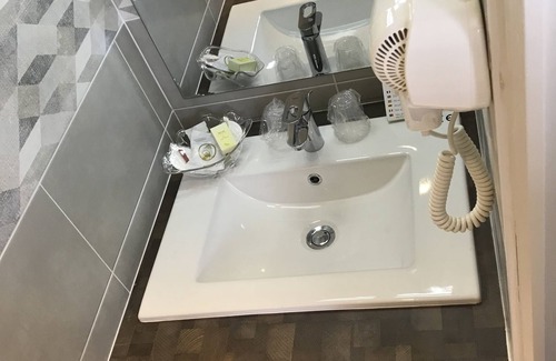 Les Andelys Hotel | Hôtel les Iris
