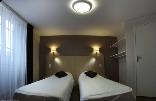 Sauxillanges Hotel | Hôtel Restaurant de l'Abbaye