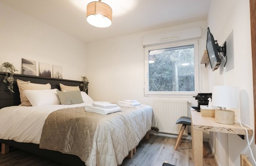 Crozet Hotel | Hôtel-Restaurant Les Loges du Léman