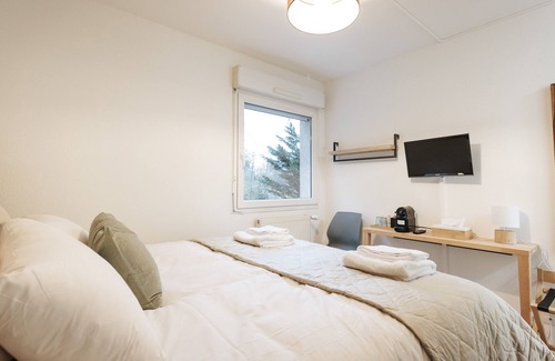 Crozet Hotel | Hôtel-Restaurant Les Loges du Léman