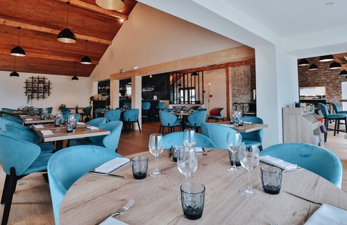 Crozet Hotel | Hôtel-Restaurant Les Loges du Léman