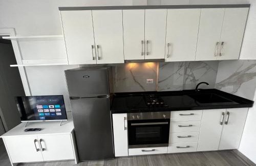 Divjake House | H&A Guest House