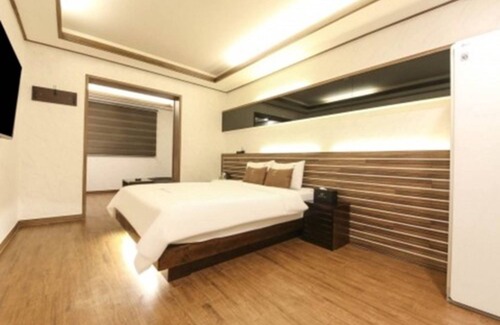 Samsan-dong Hotel | H Hotel Ulsan