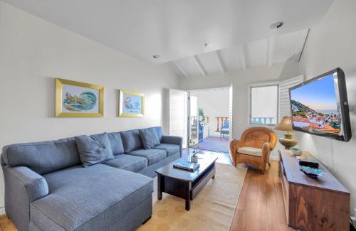 Avalon House | H157 - Hamilton Cove Villa 1-57