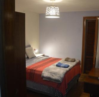 Salto House | Habitación con baño privado al fondo de la casa - 3B