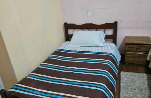 Cartagena House | Habitación con cama matrimonial mas cama 1 plaza