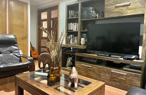 La Reina House | Habitación Matrimonial con baño privado